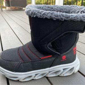 Skecher boys winter boots size 1